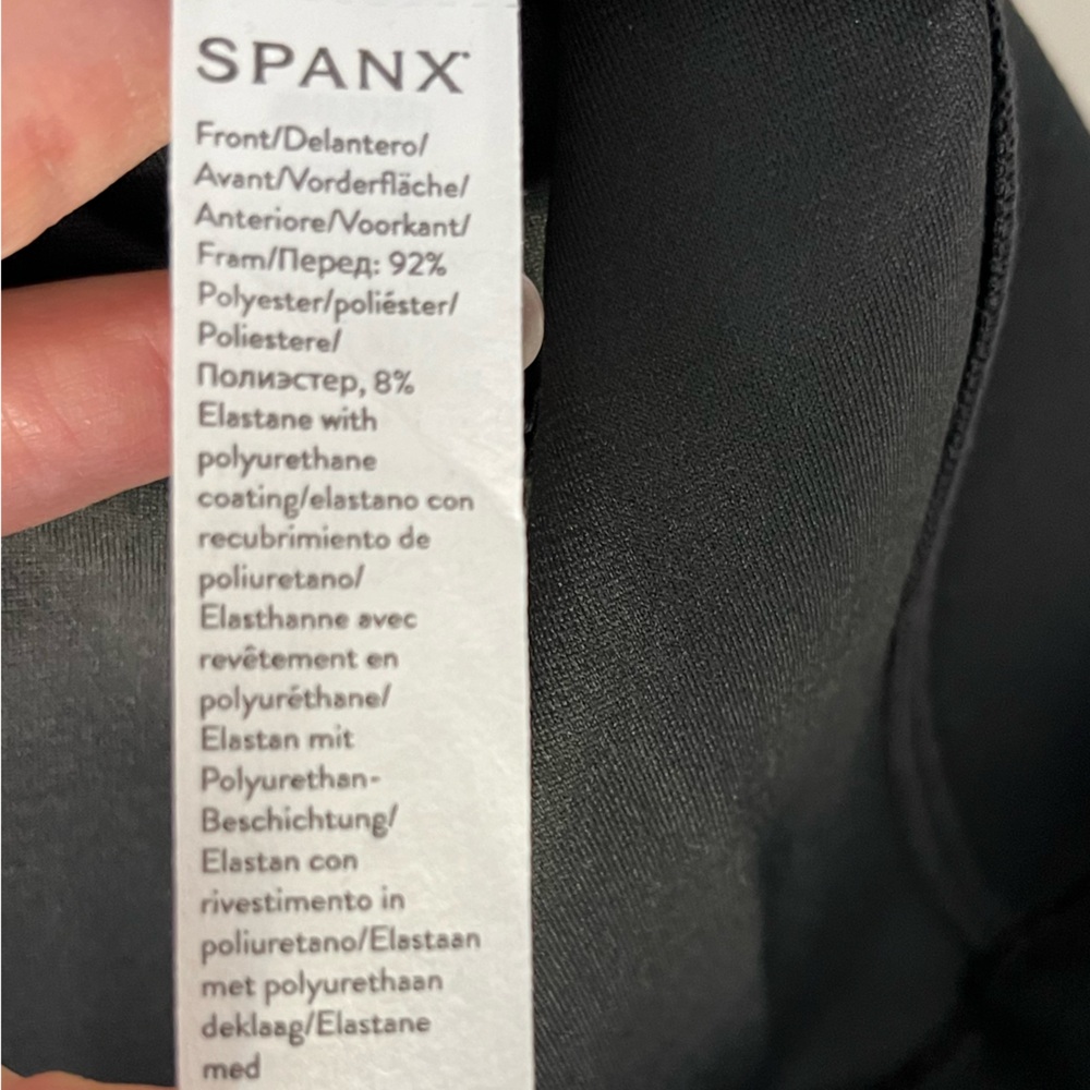 NWT Spanx faux Leather Combo Fitted Dress black medium - Picture 12 of 12